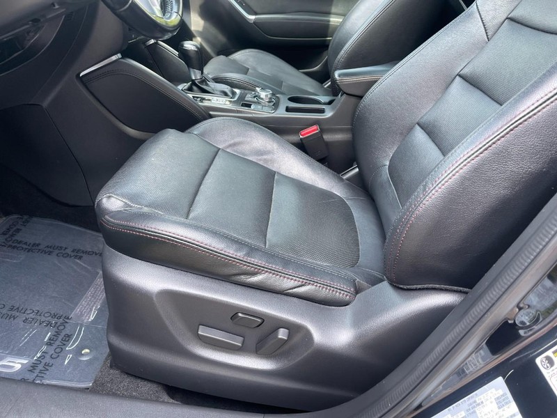 Mazda CX-5 Vehicle Image 17