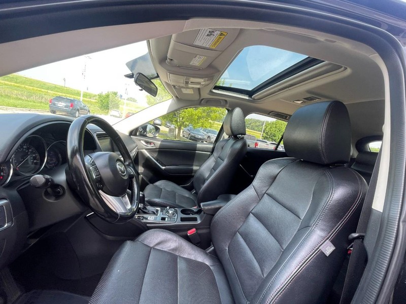 Mazda CX-5 Vehicle Image 18