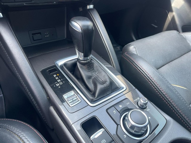 Mazda CX-5 Vehicle Image 28