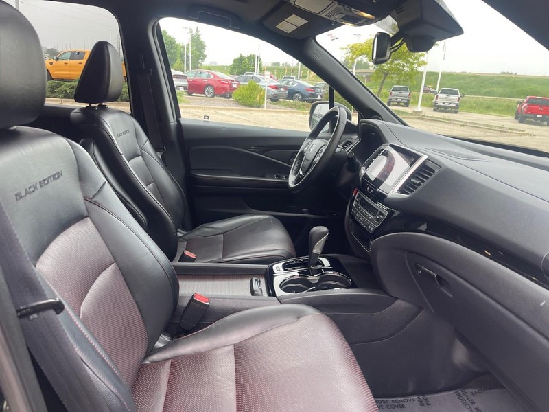 Honda Ridgeline Vehicle Image 12