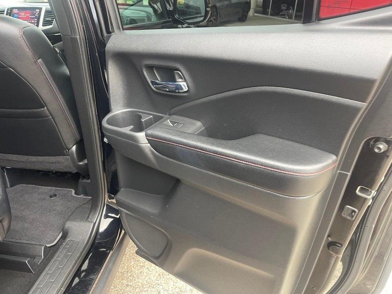 Honda Ridgeline Vehicle Image 17