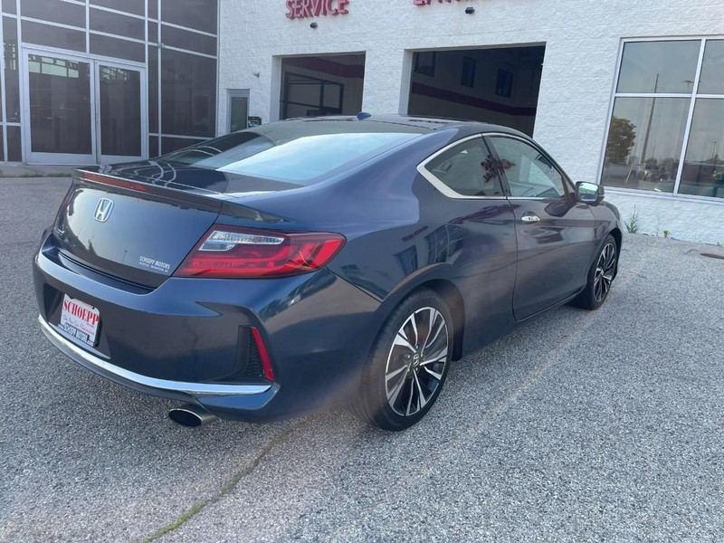 Honda Accord Coupe Vehicle Image 03