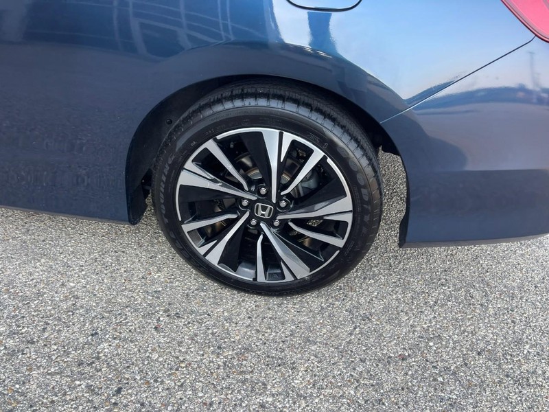 Honda Accord Coupe Vehicle Image 05