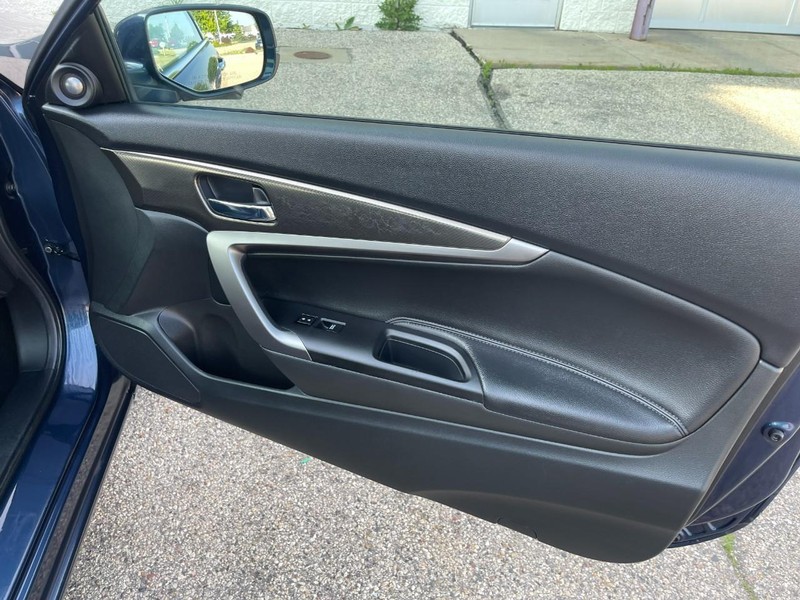 Honda Accord Coupe Vehicle Image 13