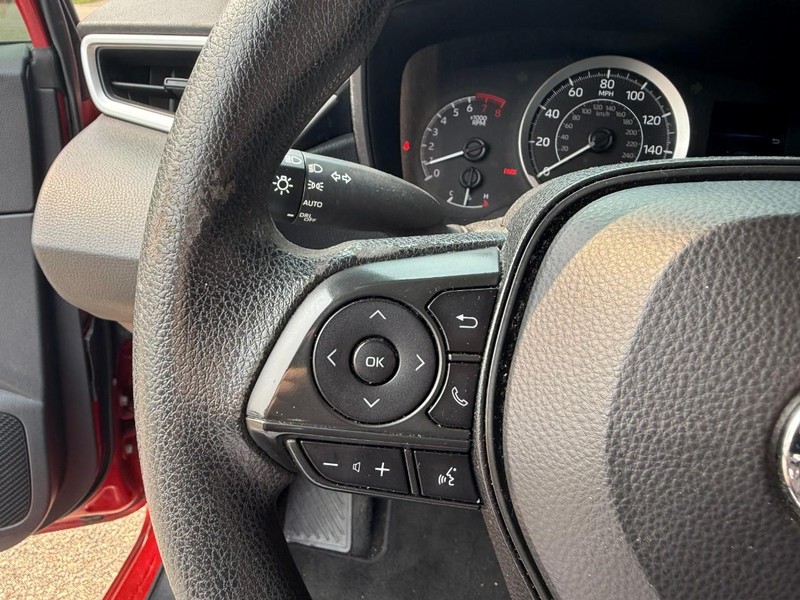 Toyota Corolla Vehicle Image 18