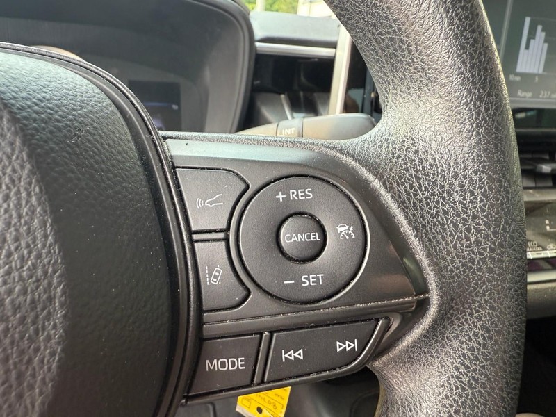 Toyota Corolla Vehicle Image 21