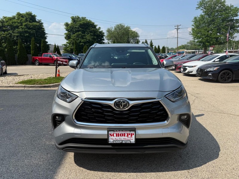 Toyota Highlander Vehicle Image 02