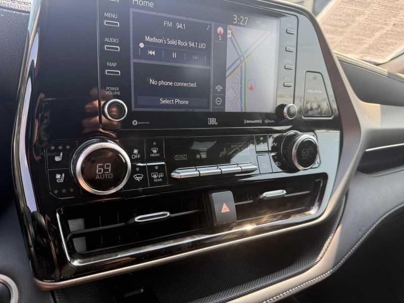 Toyota Highlander Vehicle Image 29
