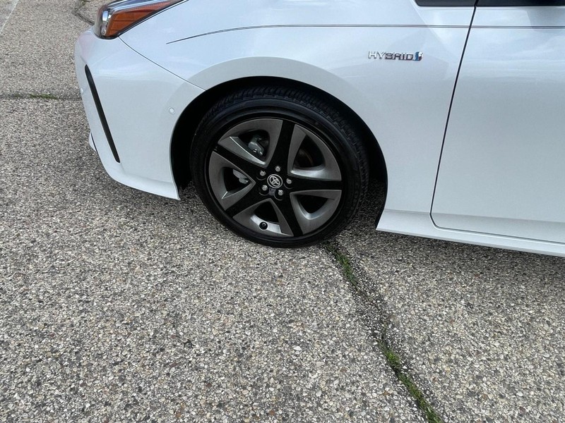 Toyota Prius Vehicle Image 06