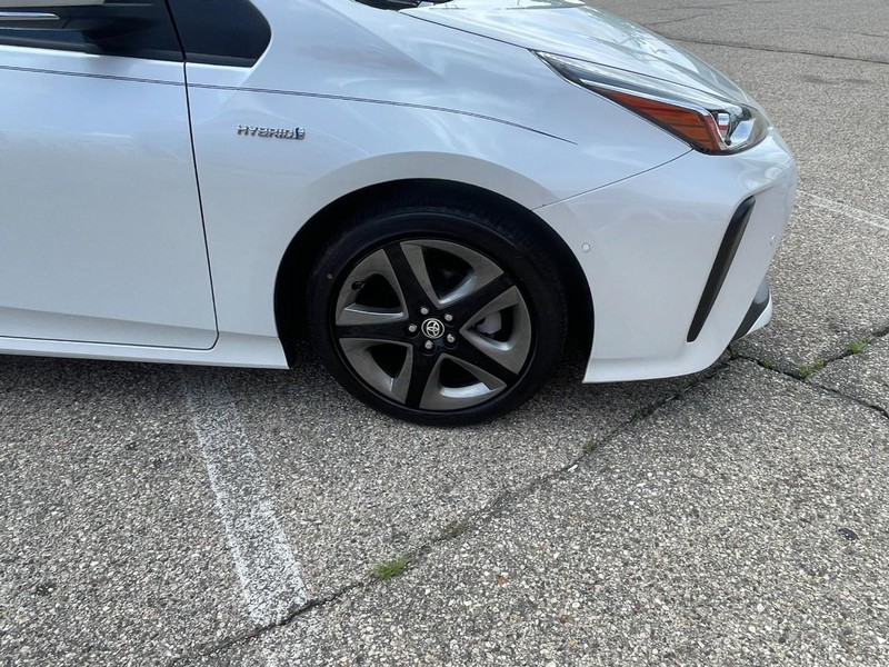 Toyota Prius Vehicle Image 07