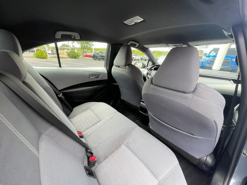 Toyota Corolla Vehicle Image 14