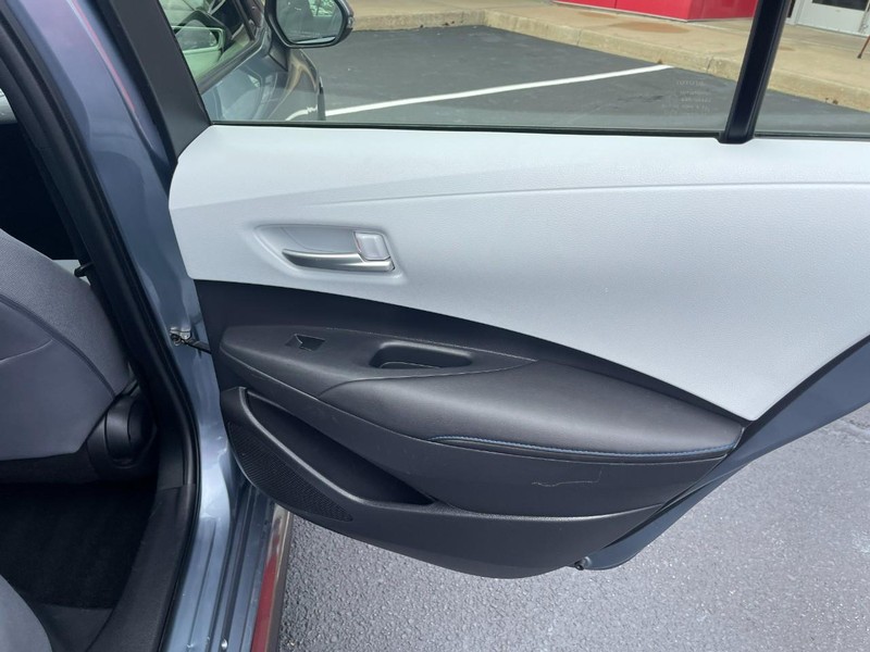 Toyota Corolla Vehicle Image 15