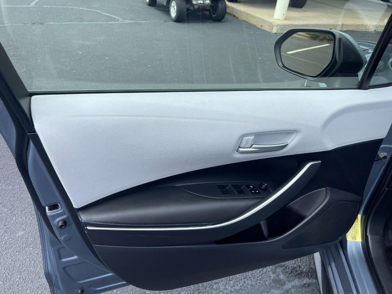 Toyota Corolla Vehicle Image 20