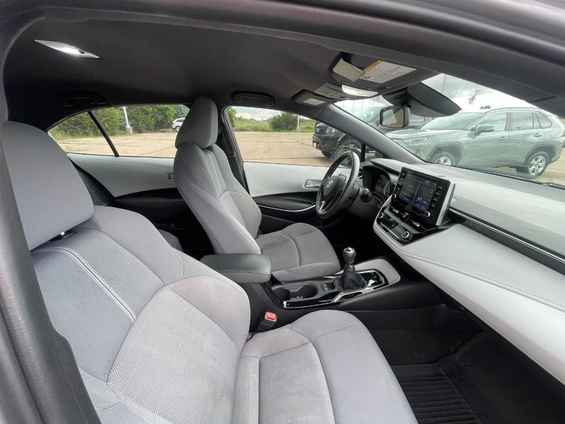 Toyota Corolla Vehicle Image 03