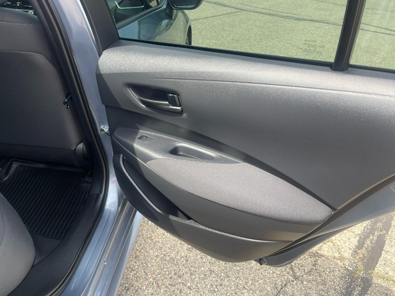 Toyota Corolla Vehicle Image 15