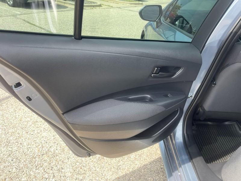 Toyota Corolla Vehicle Image 18