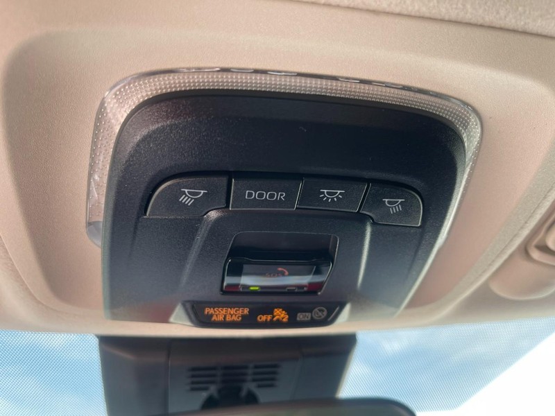 Toyota Corolla Vehicle Image 31