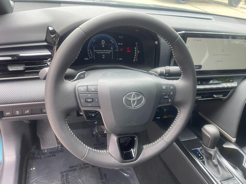 Toyota Camry Vehicle Image 20