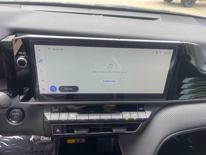 Toyota Camry Vehicle Image 28