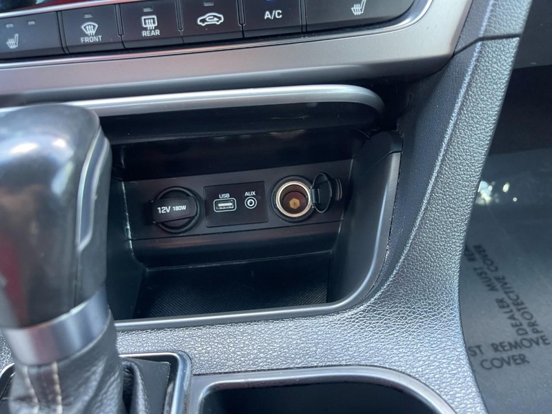 Hyundai Sonata Vehicle Image 28