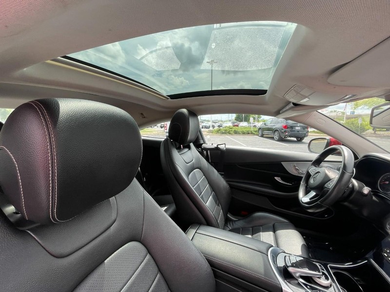 Mercedes-Benz C-Class Vehicle Image 07
