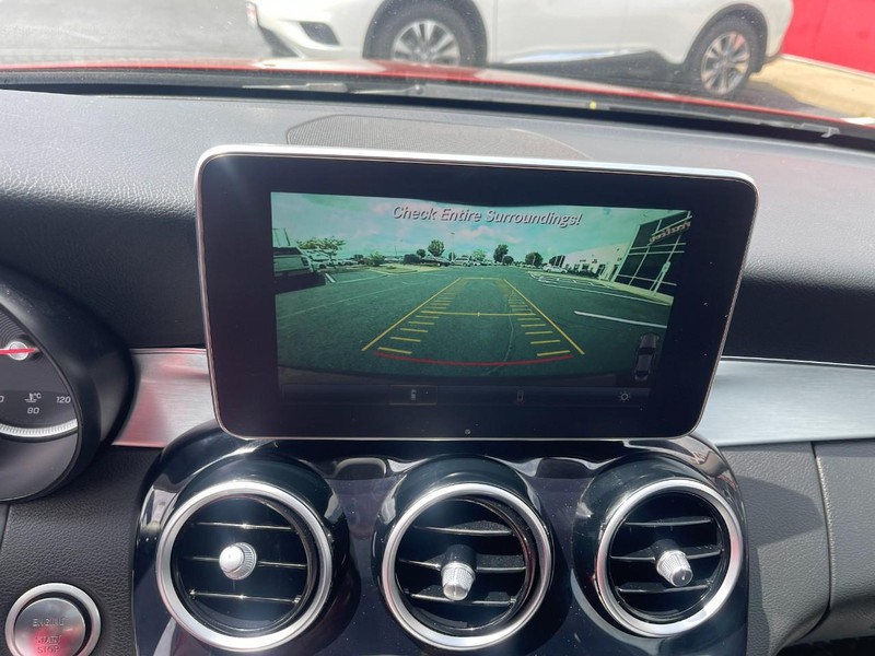 Mercedes-Benz C-Class Vehicle Image 22