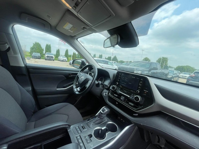 Toyota Highlander Vehicle Image 04