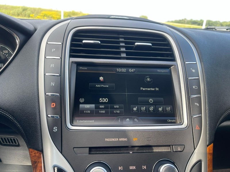 Lincoln MKX Vehicle Image 29