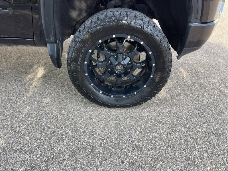 GMC Sierra 1500 Vehicle Image 08