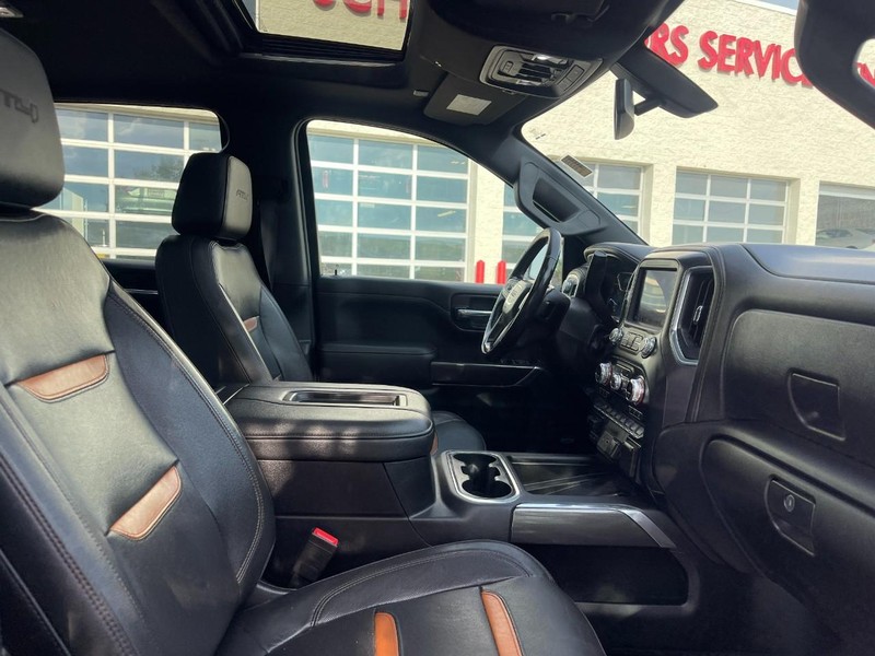 GMC Sierra 1500 Vehicle Image 12