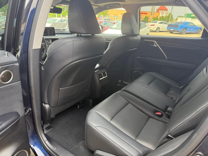 Lexus RX Vehicle Image 12