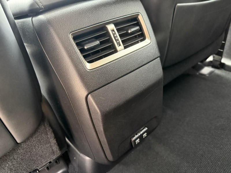 Lexus RX Vehicle Image 13