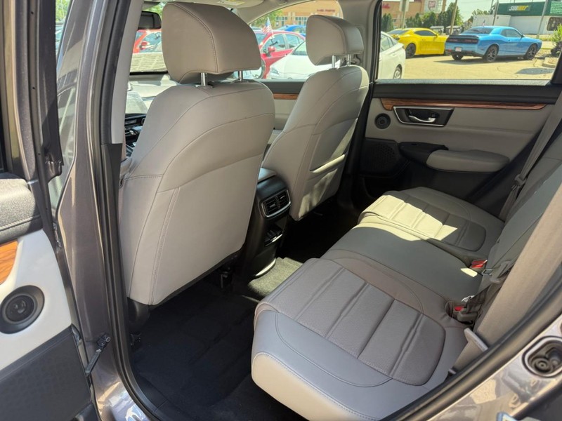 Honda CR-V Vehicle Image 12