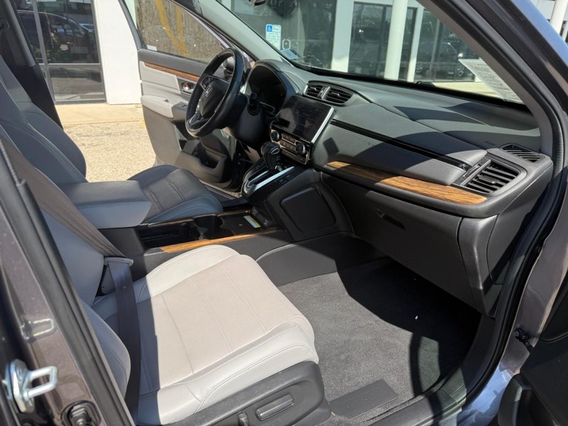 Honda CR-V Vehicle Image 18