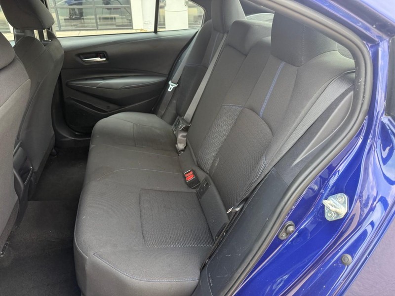 Toyota Corolla Vehicle Image 11
