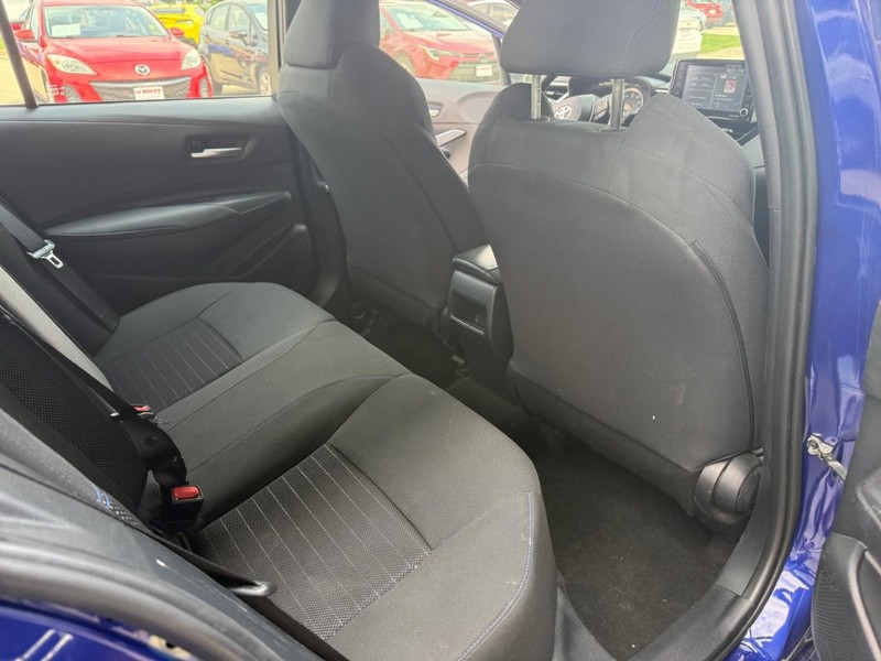 Toyota Corolla Vehicle Image 14