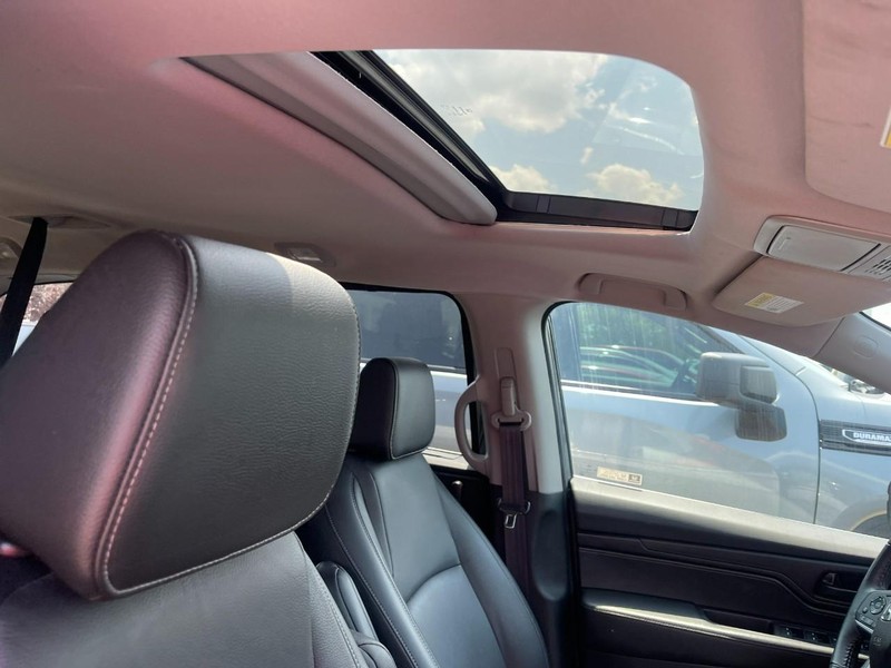 Honda Odyssey Vehicle Image 03