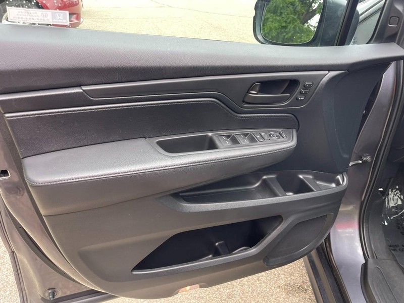 Honda Odyssey Vehicle Image 25