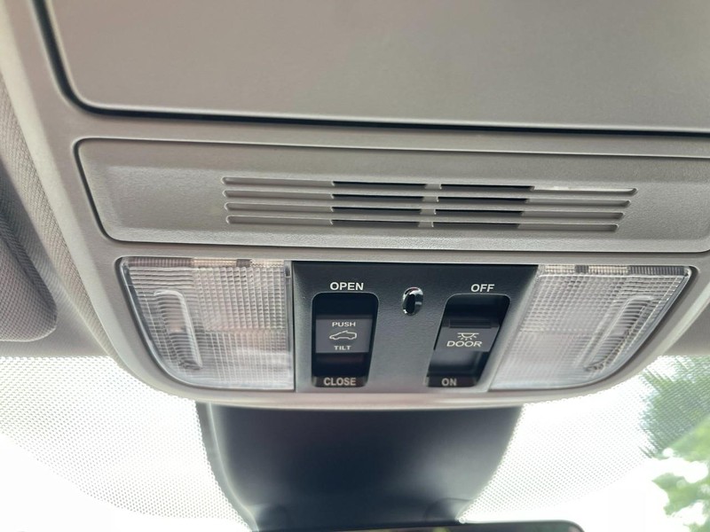 Honda Odyssey Vehicle Image 39