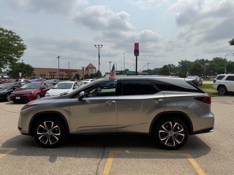 Lexus RX Vehicle Image 08
