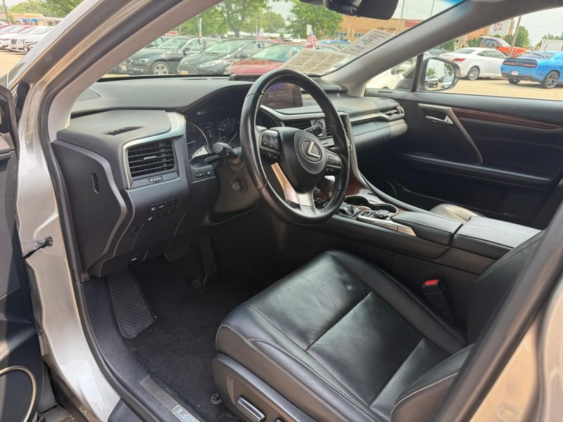 Lexus RX Vehicle Image 10