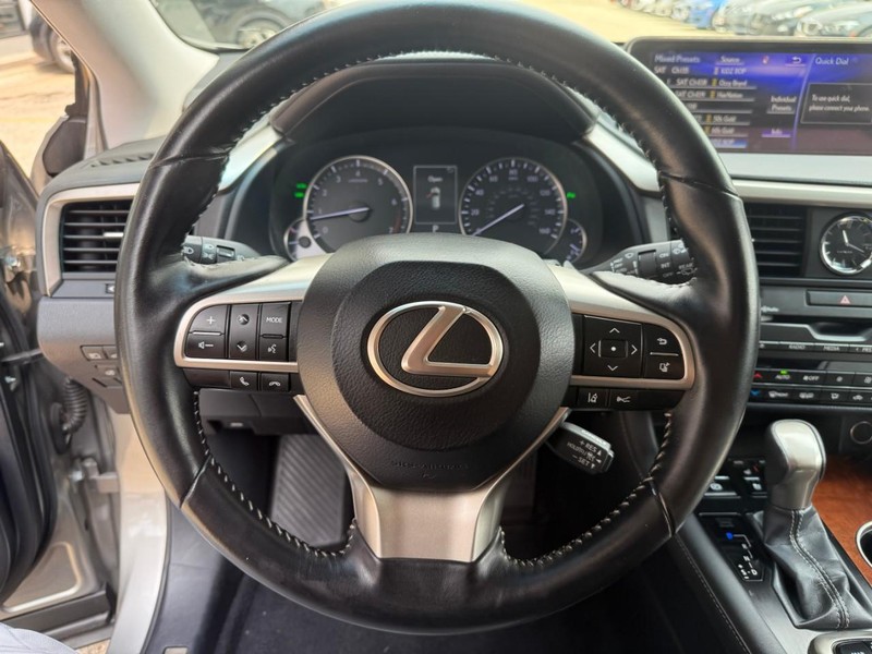 Lexus RX Vehicle Image 21