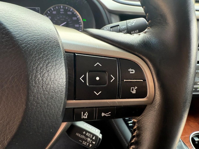 Lexus RX Vehicle Image 23
