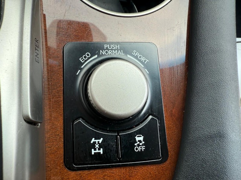 Lexus RX Vehicle Image 32
