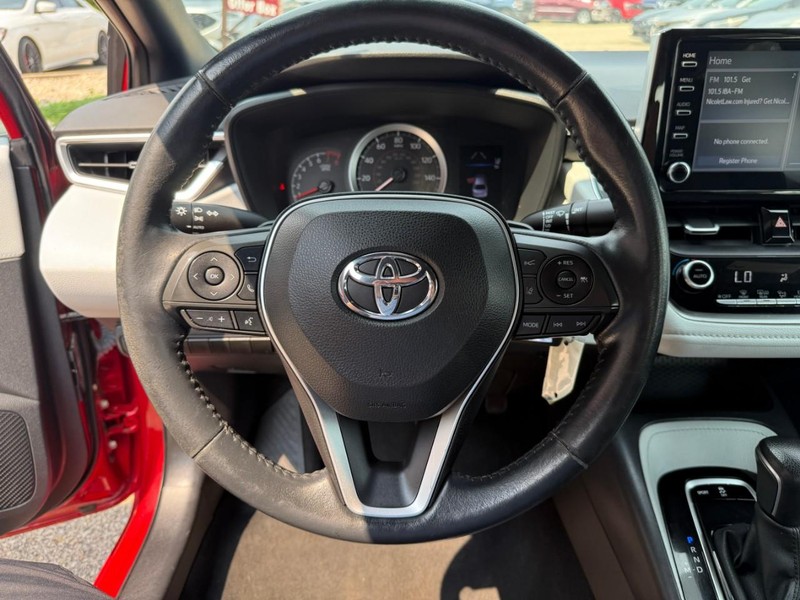 Toyota Corolla Vehicle Image 17