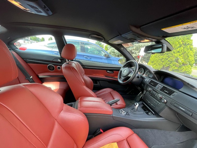 BMW M3 Vehicle Image 03