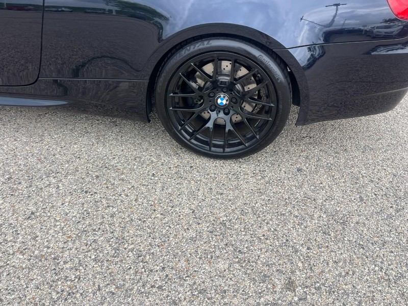 BMW M3 Vehicle Image 06