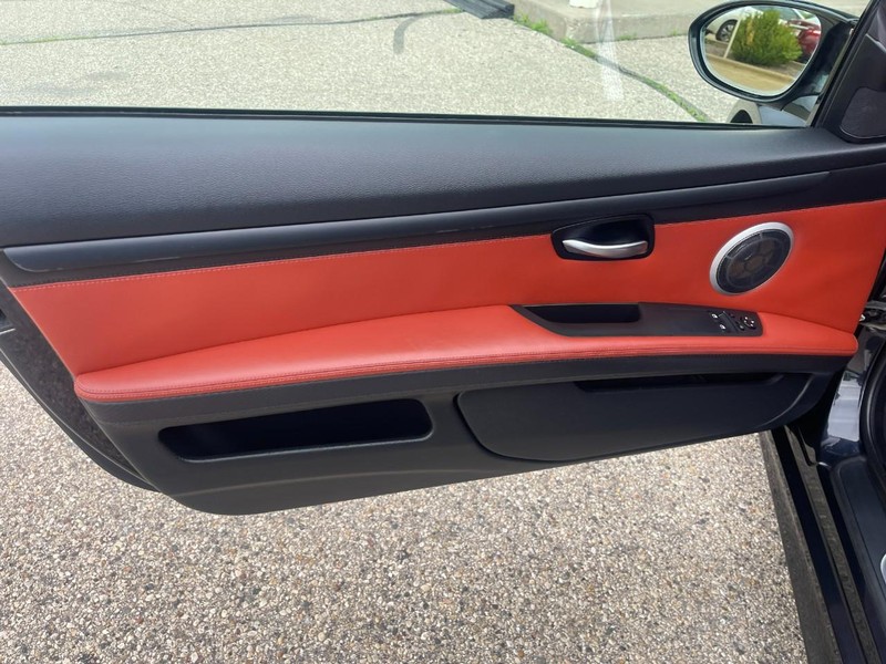 BMW M3 Vehicle Image 17