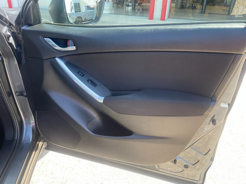 Mazda CX-5 Vehicle Image 11