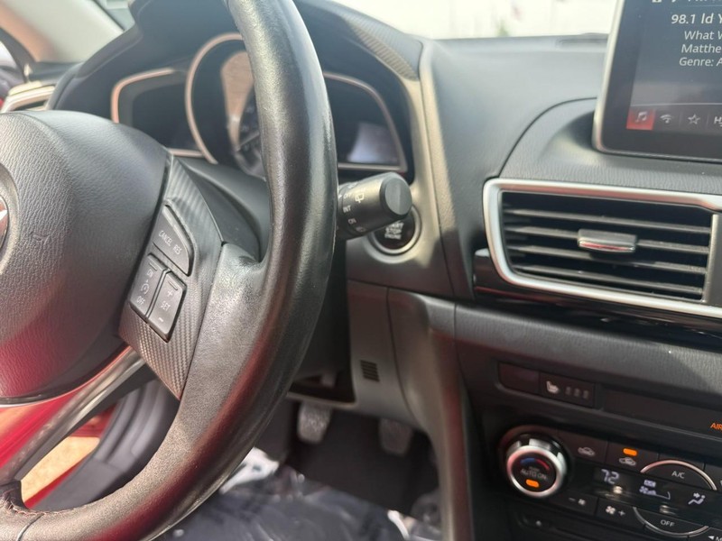 Mazda Mazda3 Hatchback Vehicle Image 16